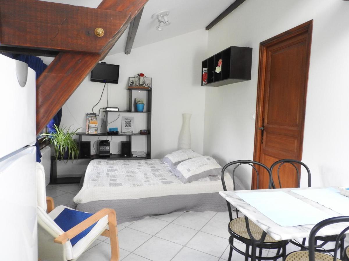 Villa La Charmatiere Haute-Rivoire Zimmer foto